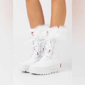 SOREL  JOAN OF ARCTIC NEXT BOOT NEW with box ! The best for winter ❄️sold out
